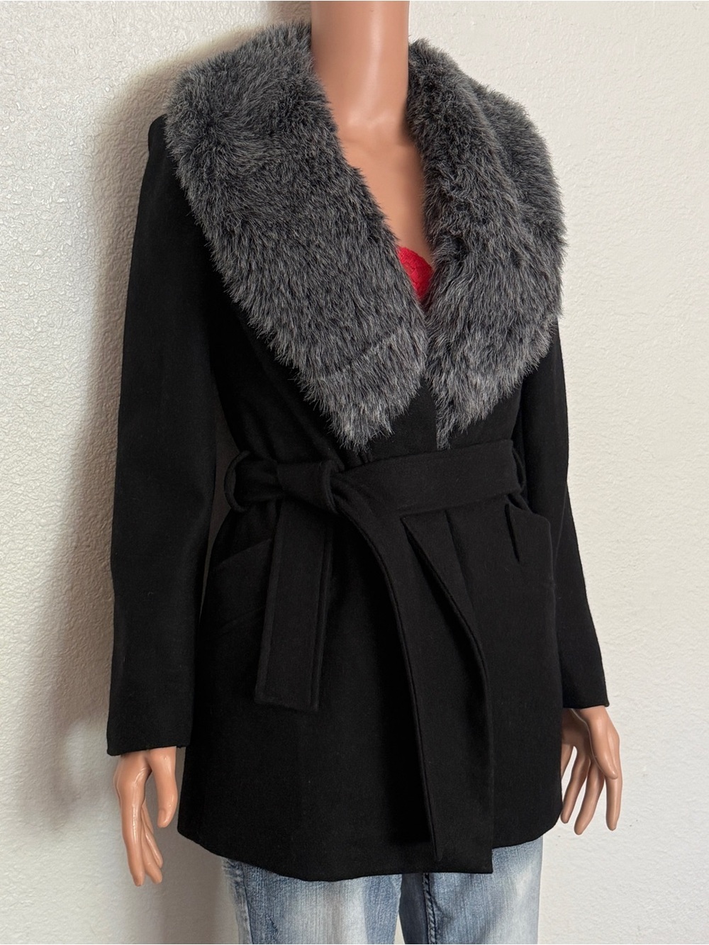 Vintage Y2K Old Navy Black Wool Blend Belted Coat w/ Faux Fur Collar XS